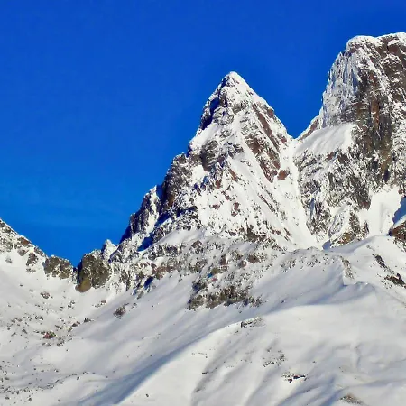 Punta Escarra דירה *