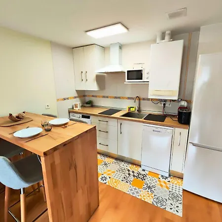 דירה Punta Escarra